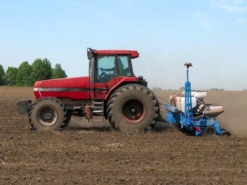 Know when your farming equipment is at risk for breaking down.